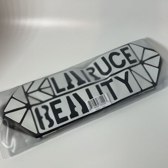 NWT LARUCE Beauty MOSAIC POUCH - Picture 3 of 4